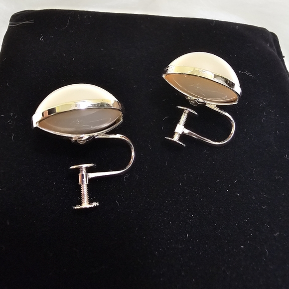 Vintage 14K White Gold MABE PEARL NON-PIERCED EARRINGS - Picture 7 of 17